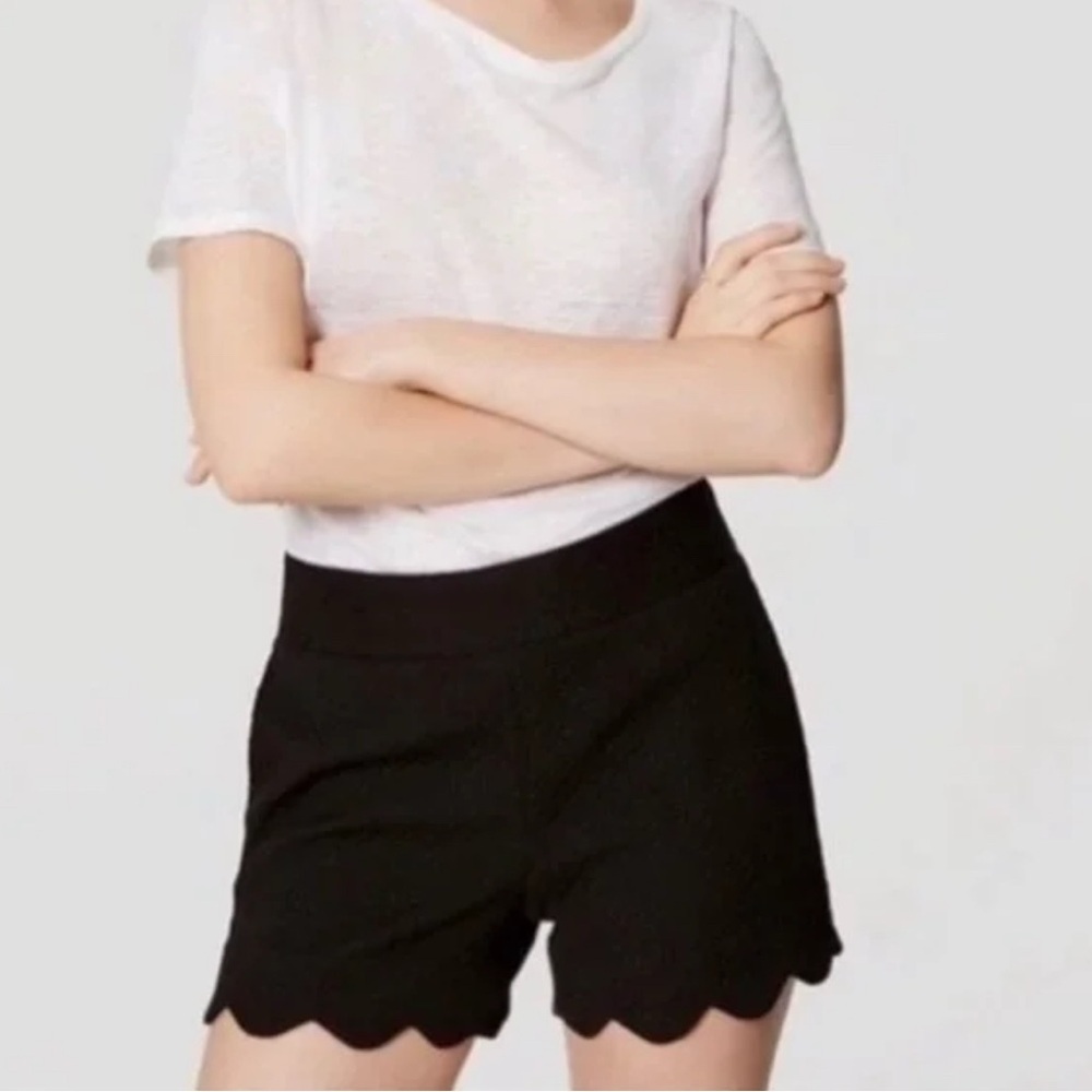 LOFT Black High-Waist Scalloped Hem Shorts